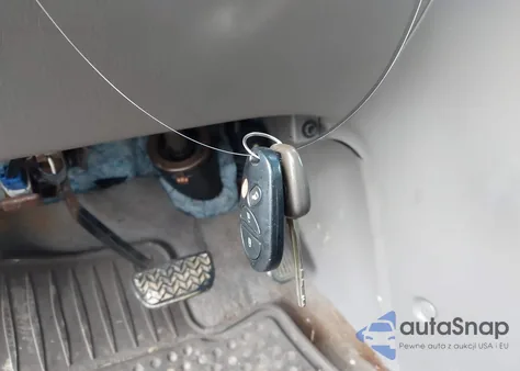 2005 Toyota Sienna Le from USA, damaged, VIN 5TDZA23C35S350538